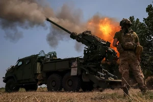 Nóng Nga-Ukraine 6-7: Quyết liệt sườn đông Ukraine; ông Medvedev nói sẽ kết thúc chiến sự sau vài ngày nữa nếu…