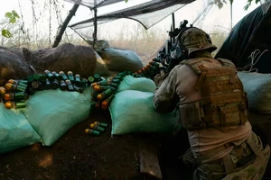 Nóng Nga-Ukraine 13-9: Ukraine đánh mạnh ở Melitopol, Bakhmut; Ông Putin nói chuyện Kiev nhận vũ khí và chiến sự Ukraine