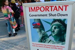 Nhìn lại 21 lần chính phủ Mỹ đóng cửa