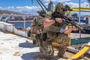 Hải quân Mỹ tích cực tìm 2 đặc nhiệm SEAL mất tích ở Vịnh Aden