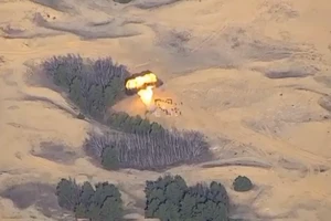 Chiến sự Nga-Ukraine 23-2: Nóng Donetsk, Ukraine mất hơn 700 lính; Ông Medvedev đề xuất tiến quân về Kiev