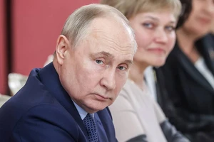 Ông Putin: F-16 cấp cho Ukraine sẽ bị tiêu diệt dù cất cánh ở đâu