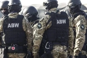 Ba Lan đột kích mạng lưới gián điệp Nga