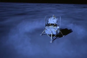 Video: Tàu vũ trụ Trung Quốc đổ bộ vùng tối của Mặt trăng