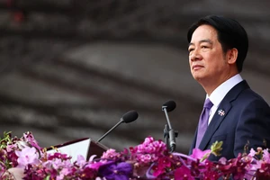 Lãnh đạo Đài Loan sắp quá cảnh Mỹ, Trung Quốc phản ứng gắt