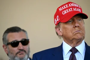 Ông Donald Trump ra tối hậu thư cho Hamas