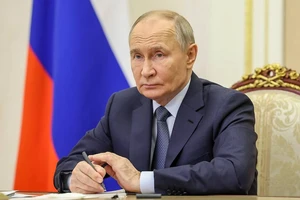 Ông Putin: Nga sở hữu phương tiện có thể thay thế vũ khí hạt nhân