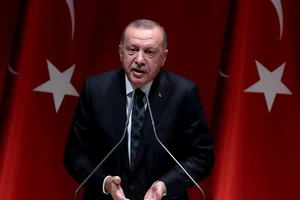 Tổng thống Thổ Nhĩ Kỳ cảnh báo khả năng can thiệp vào Syria