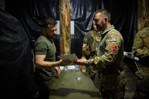 Chiến sự Nga-Ukraine 22-1: Ukraine tấn công kho dầu, sở chỉ huy quân sự, nhà máy Su-25 của Nga