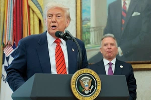 Ông Trump: Sẽ trừng phạt nếu Nga, Ukraine từ chối đề xuất ngừng bắn 30 ngày