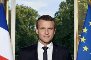 Ông Macron phản đối thay đổi chế độ Iran; Ông Tập lên tiếng