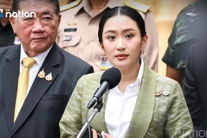 Loạt diễn biến nóng vụ rò rỉ điện đàm giữa Thủ tướng Thái Lan và ông Hun Sen