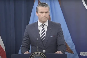 Bộ trưởng Hegseth, Chủ tịch Hội đồng Tham mưu trưởng Mỹ nói về chiến lược ‘đánh lạc hướng’ Iran 