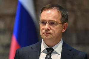 Nga nêu điều kiện tổ chức cuộc gặp giữa ông Putin và ông Zelensky