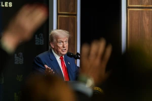 Ông Trump: Sẽ ‘chuyển cách tiếp cận khác’ nếu chưa có hòa bình ở Ukraine sau 2 tuần nữa