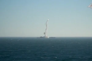 VIDEO: Nga phóng tên lửa siêu vượt âm Zircon trong cuộc tập trận Zapad-2025