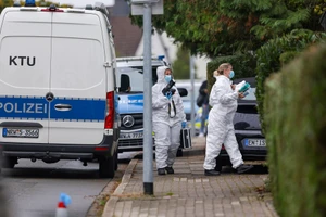 Chính trường Đức rúng động vụ nữ thị trưởng vừa đắc cử thì bị đâm nguy kịch ngay tại nhà