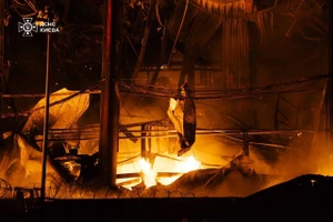 Chiến sự Nga-Ukraine 26-10: Tên lửa đạn đạo ồ ạt nã vào Kiev; Nga nói tuyến phòng thủ Ukraine ở Donetsk sụp đổ, Moscow mở rộng tấn công