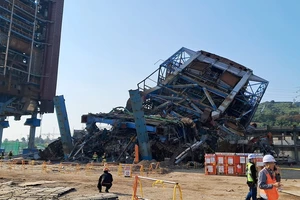 Sập công trình lớn tại nhà máy điện Hàn Quốc, 6 người mắc kẹt