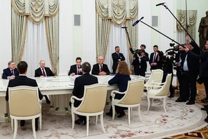 Ông Putin gặp Đặc phái viên Mỹ Witkoff suốt 5 tiếng về kế hoạch hòa bình Ukraine 