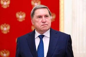 Trợ lý ông Putin nói về 'chiêu bài' bầu cử thời chiến của ông Zelensky 