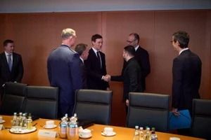 Chiến sự Nga-Ukraine 15-12: Ác liệt chiến trường Pokrovsk; Nga nói đang dàn mỏng quân Kiev tại Donetsk