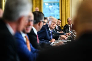 CBS: Mỹ tính phương án quân sự với Iran, không quân và tên lửa ở tuyến đầu