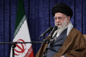 Lãnh tụ tối cao Iran đáp trả việc ông Trump ủng hộ 'thay đổi chế độ' ở Tehran