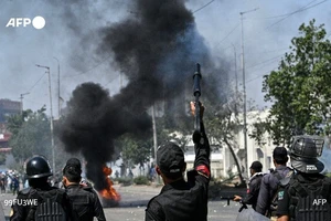 Biểu tình phản đối Mỹ lan rộng ở Pakistan, Iraq, thương vong lớn