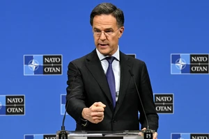 Tổng Thư ký NATO: Các đồng minh đang bàn mở lại eo biển Hormuz