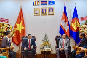 Lãnh đạo TP.HCM chúc Tết Chol Chnam Thmey: Thắt chặt tình hữu nghị Việt Nam - Campuchia