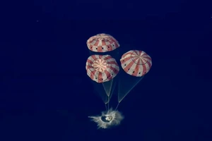 NASA họp báo sau khi phi hành đoàn sứ mệnh Artemis II trở về Trái Đất, công bố 'những con số ấn tượng' 