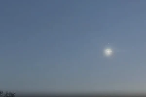 Bí ẩn hàng loạt 'cầu lửa' dội vào Trái Đất: Có gì bất thường ngoài không gian?