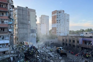 Chiến sự Nga-Ukraine 15-5: Đêm đẫm máu ở Kiev, 21 người thiệt mạng, 64 người bị thương và mất tích, ông Zelensky lệnh lên phương án đáp trả