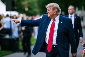 Ông Trump ra thông báo sau buổi khám sức khỏe 