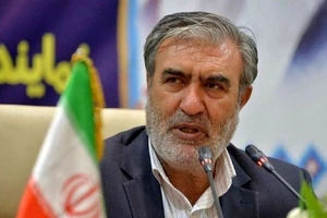 Iran nói về chuyện đưa uranium ra nước ngoài; Có tin ông Trump cân nhắc thỏa thuận mở lại eo biển Hormuz, từng bước chấm dứt chiến sự