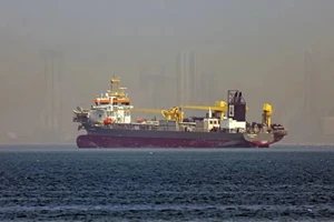 Giá dầu giảm mạnh sau tin Mỹ-Iran đạt thỏa thuận chấm dứt chiến tranh