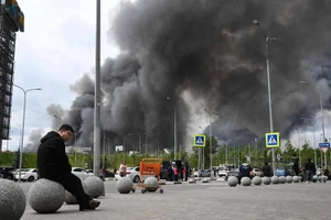 Chiến sự Nga-Ukraine 19-6: Moscow rung chuyển do đòn tập kích lớn nhất 2 năm từ Ukraine; Ông Lavrov cảnh báo xung đột trực tiếp Nga-NATO có thể dẫn đến chiến tranh hạt nhân