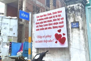 'Có thẻ sinh viên là có cơm'