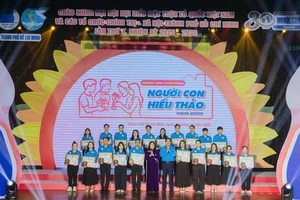 TP.HCM tuyên dương 184 gương 'Người con hiếu thảo' 2025