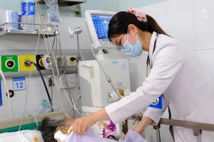 Cứu sống bệnh nhân ngưng tim nhờ kỹ thuật lọc máu hiện đại