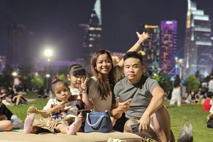 TP.HCM rộn ràng countdown, pháo hoa chào năm mới 2026