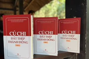 Ra mắt bộ sách ‘Củ Chi - Đất thép Thành đồng’