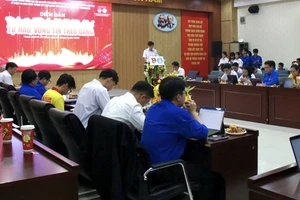 Sinh viên TP.HCM vững tin theo Đảng