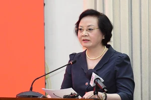 Phó Thủ tướng Phạm Thị Thanh Trà: Đẩy nhanh xác minh, tìm kiếm mộ liệt sĩ tập thể tại công viên Lê Thị Riêng
