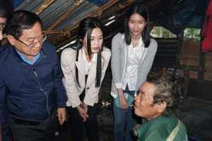 Tốp 3 Hoa hậu Việt Nam 2020 đến Nam Trà My hỗ trợ 1 tỉ đồng