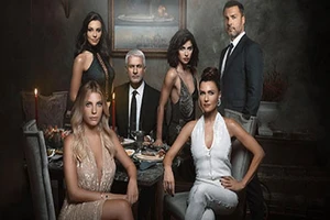 Loạt mỹ nhân Thổ Nhĩ Kỳ đẹp đến xiêu lòng trong phim Trái cấm