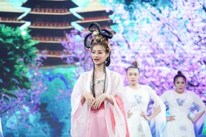 Nam Thư, Puka chặt chém nhau trong tạo hình Hằng Nga