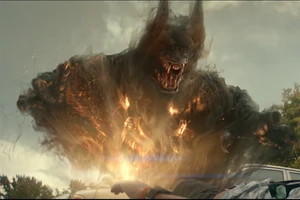 Người Kiến kết hợp cùng cậu bé Stranger Things trong thương hiệu săn ma đình đám