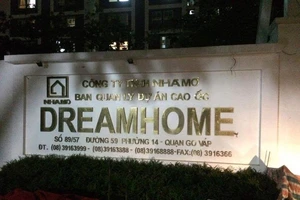 TP.HCM: Sập giàn giáo ở Dream Home Luxury, ba người thương vong